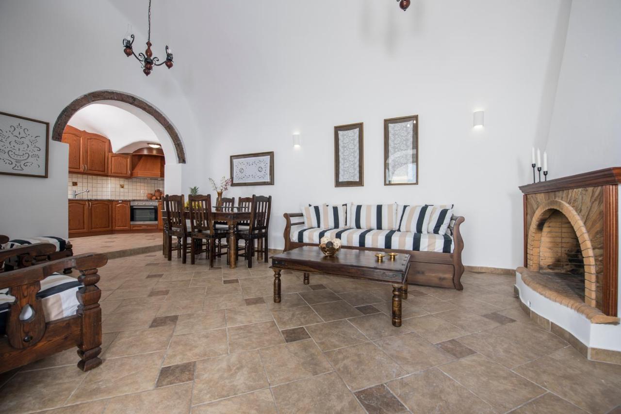 Pýrgos Santorini 180 Degreesヴィラ エクステリア 写真